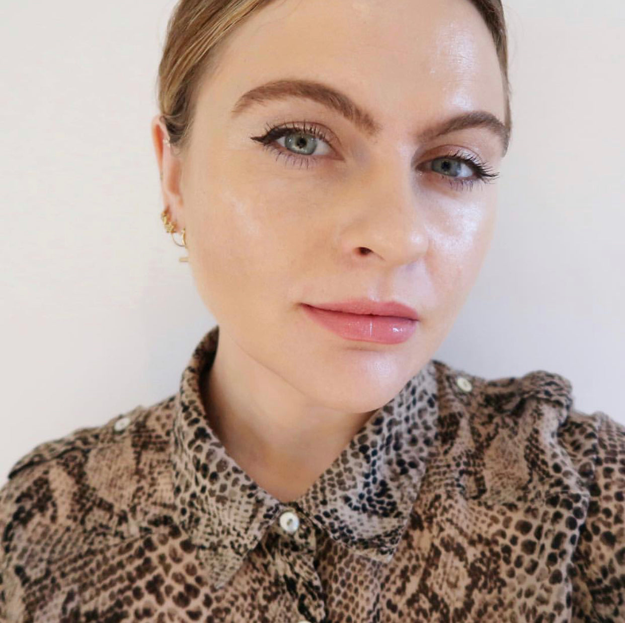 KLARSKIN x AMY LAWRENSON